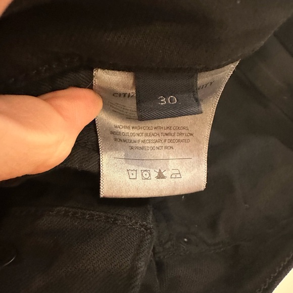 Citizens of Humanity Isola Mid Rise Cropped Boot Jean 
In Plush Black Sz 30 - Picture 11 of 12